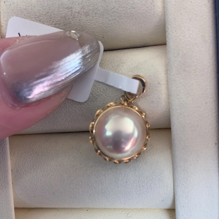 18K金镶嵌颈饰拼合珍珠（马贝珠）