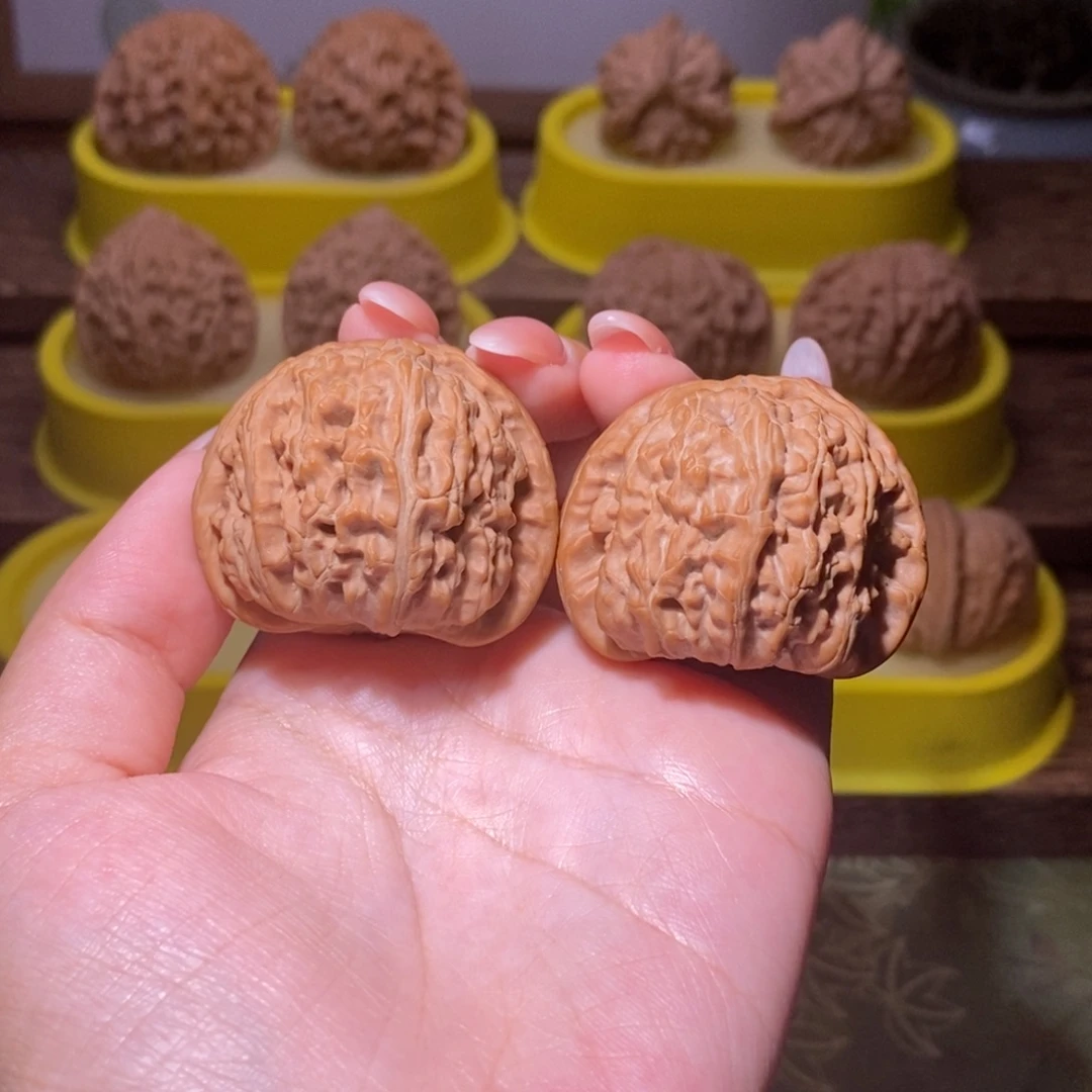 ****小吊坠文玩核桃全品39+球白狮子头