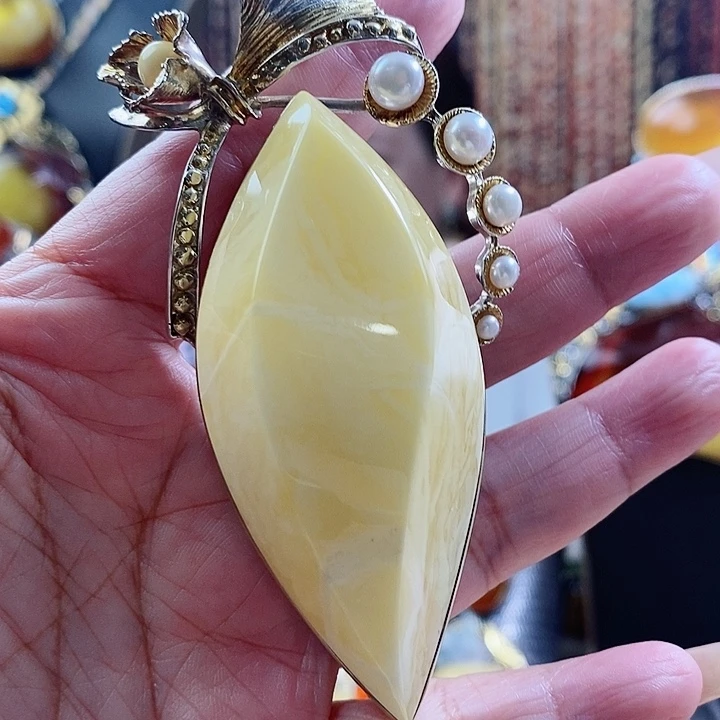 琥珀颈饰银S925镶嵌吊坠