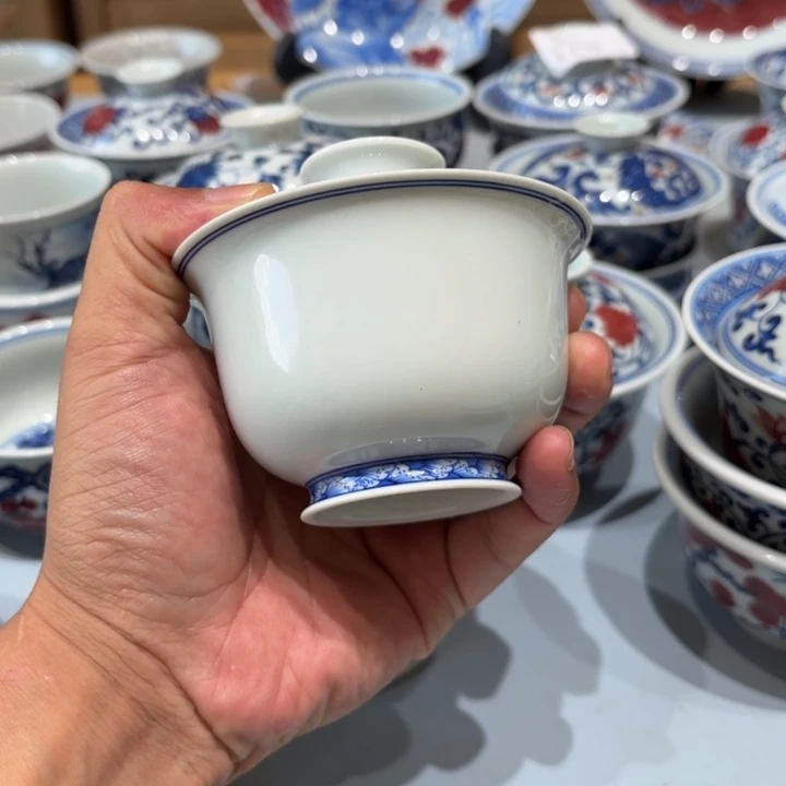 瓷片景德镇的瓷器和瓷器