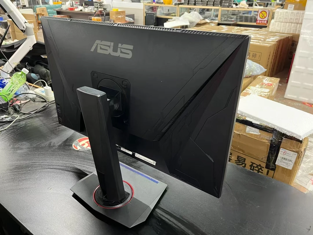 9新 ASUS/华硕  大品牌 27寸 1K 144 HZ  直面 高清 电竞显示器