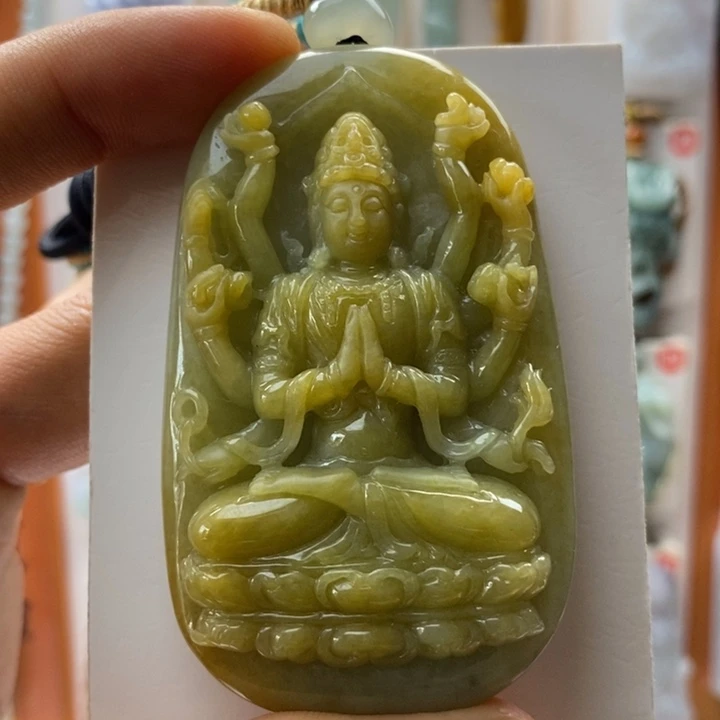 ༺***༻翡翠未镶嵌颈饰每天