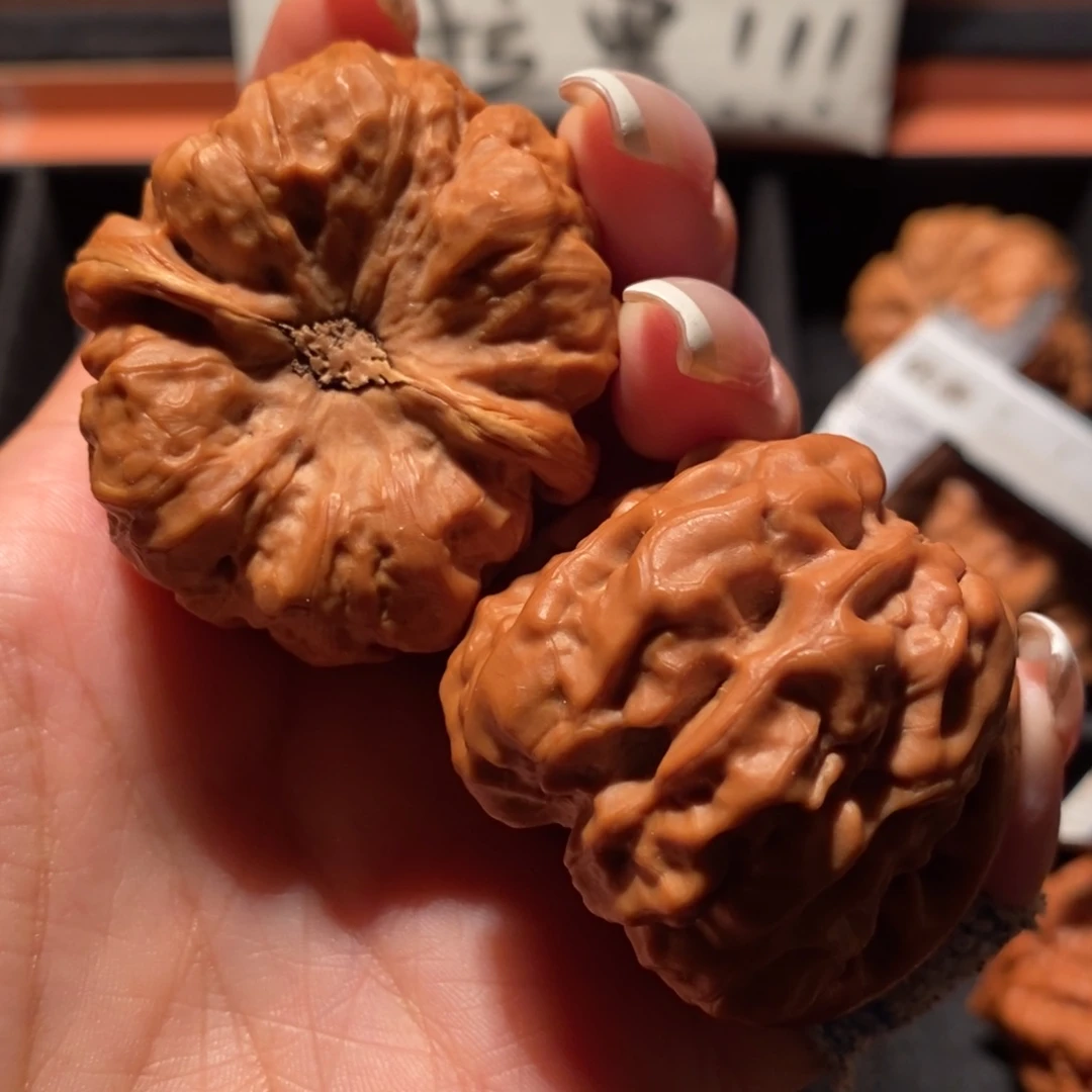 吊坠文玩核桃嘿*