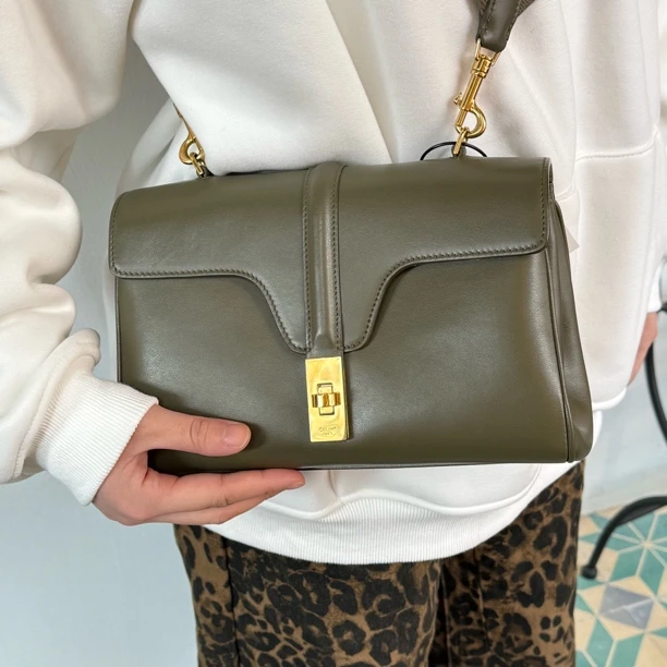 95新 Celine/思琳 celine 军绿色 soft16单肩包/H0001600