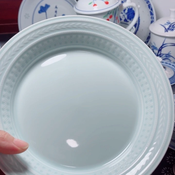 青花玲珑8寸窝盘隐青麦穗