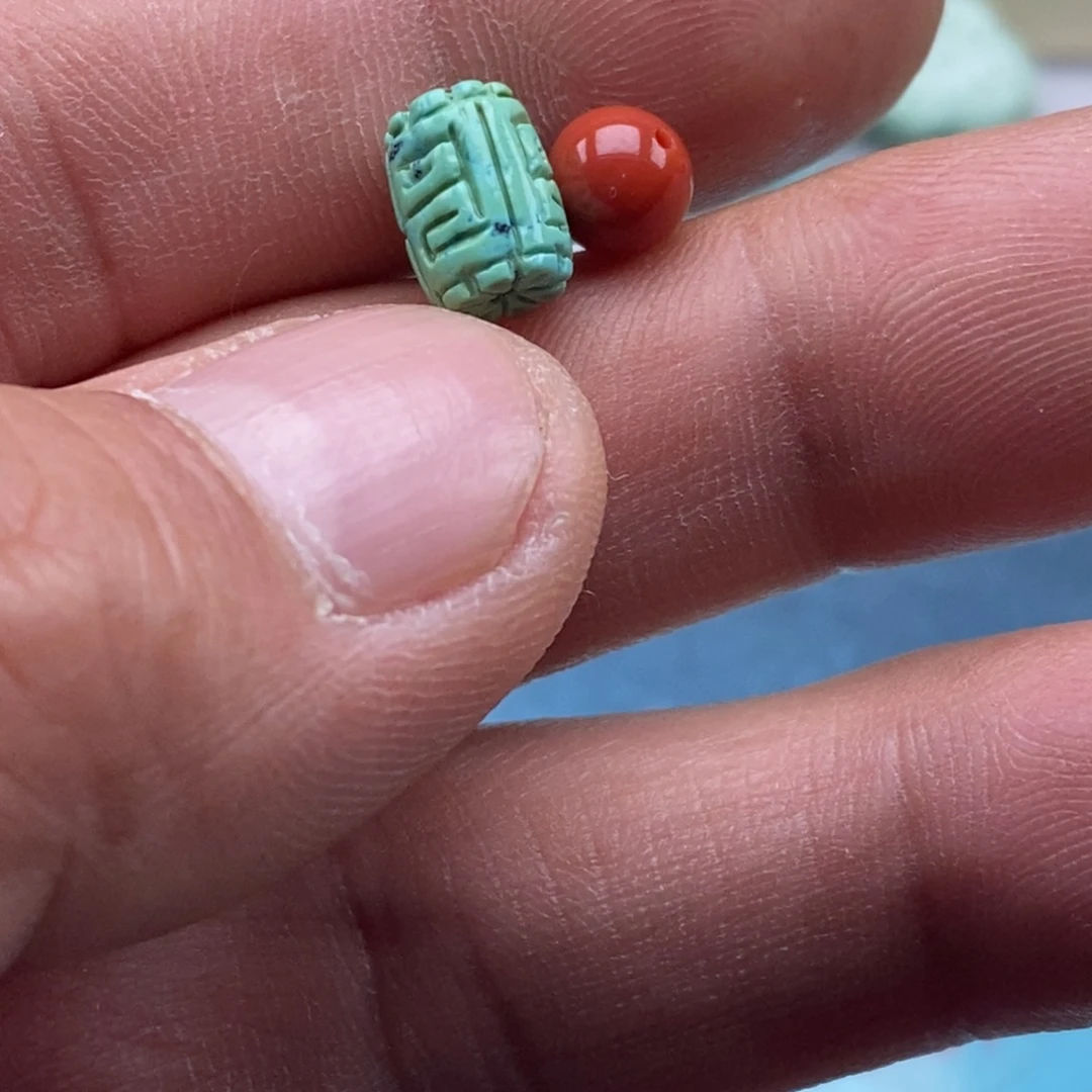 璨***璨南红玛瑙未镶嵌珠宝半成品