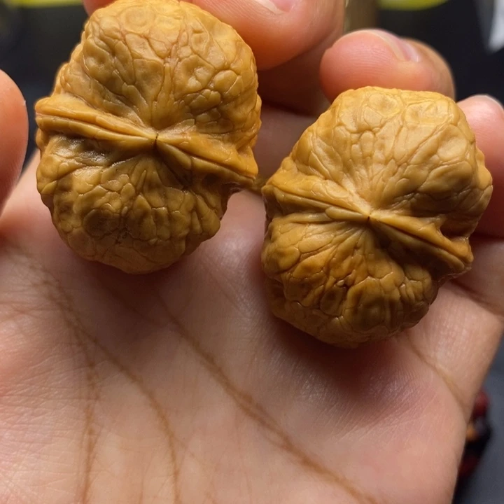 文玩核桃把件36尺方尊元宝