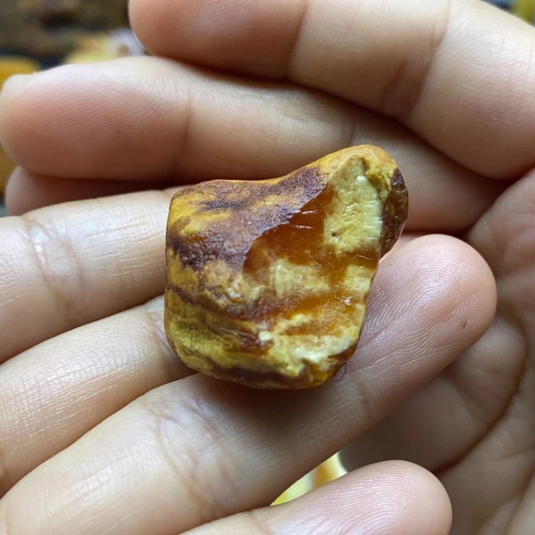 定制琥珀未镶嵌蜜蜡定制