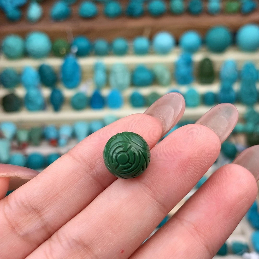 未镶嵌绿松石珠宝奇石