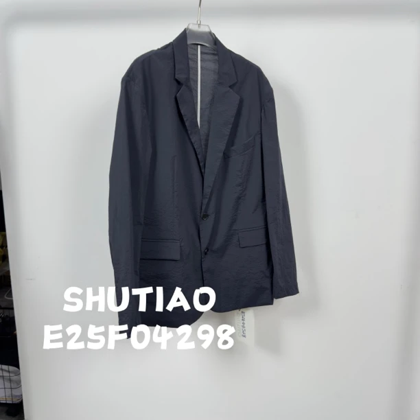 【SHUTIAO】2025夏季：新款小众设计款外套E25F04298