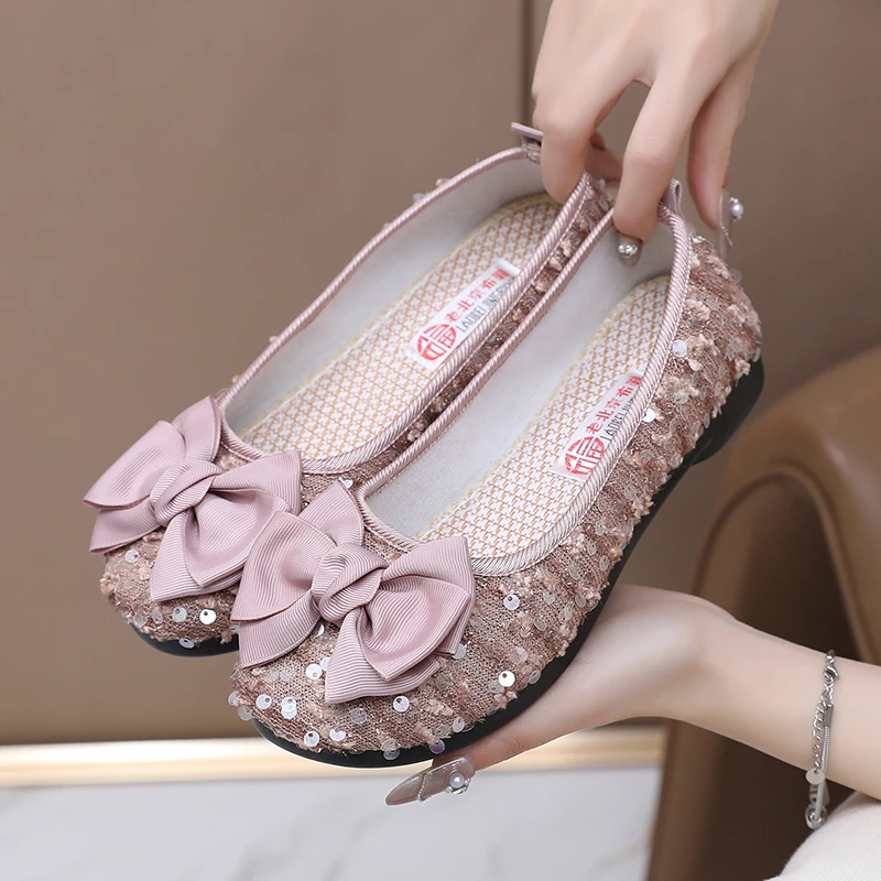 春夏新款透气轻便老北京布鞋软底亮片百搭蝴蝶结老北京布鞋女鞋