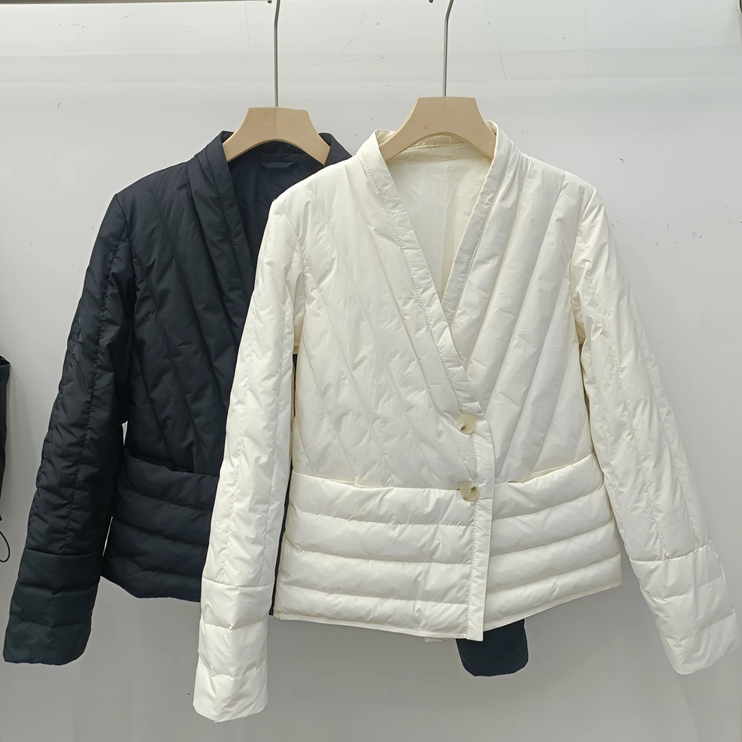 专属 简约百搭轻薄排骨风羽绒服女气质短款V领修身保暖内搭外套