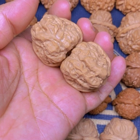 【闪购商品】文玩核桃吊坠一****?蛙蛙37