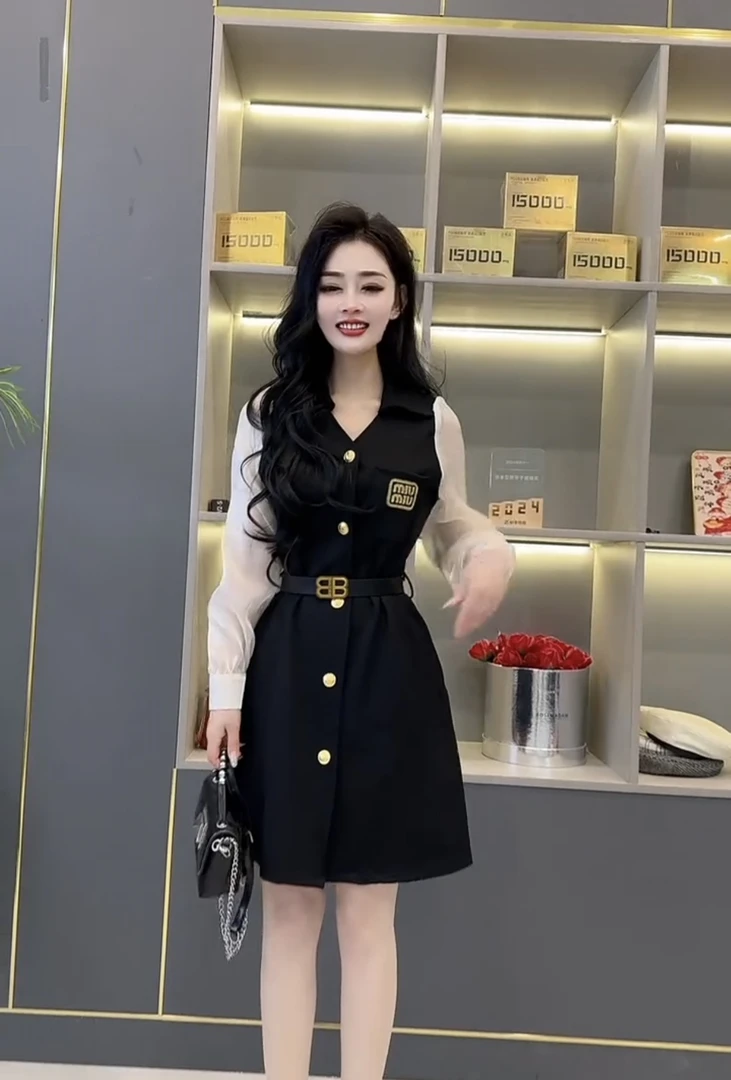 网红时尚气质连衣裙裙子2025显瘦春季洋气新款撞色拼接修身减龄