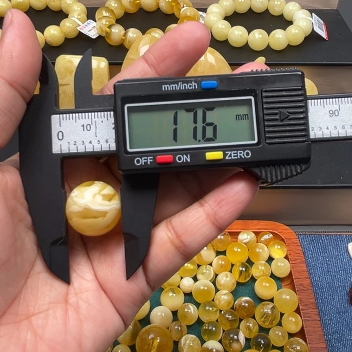 休***闲琥珀未镶嵌珠宝奇石M241号同一个