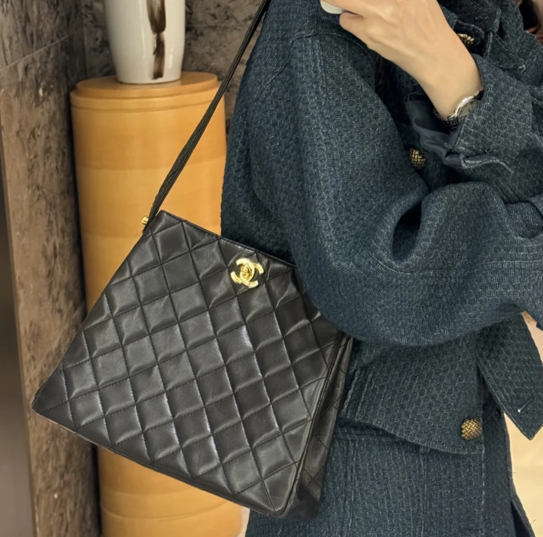 95新 Chanel/香奈儿 黑金羊皮双子星单肩kelly 有标无卡