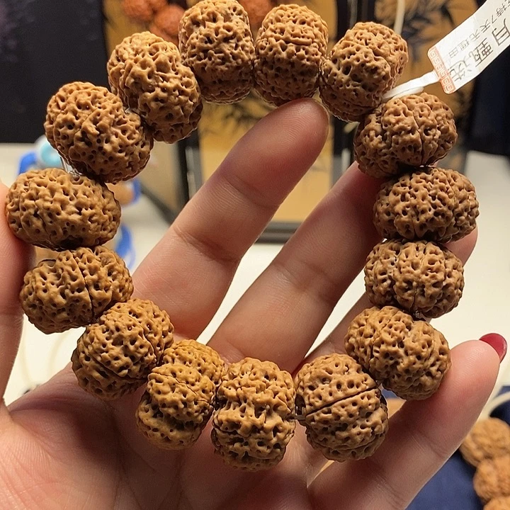 金刚菩提吊坠六瓣夹板