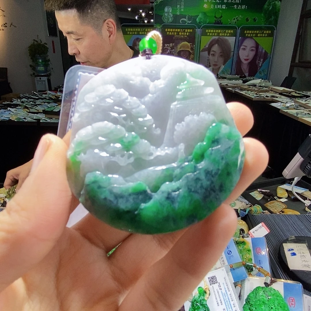 颈饰未镶嵌翡翠翡翠