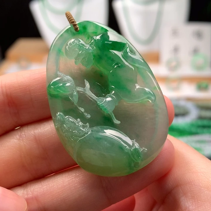 翡翠未镶嵌吊坠(不含链)天然缅甸A货翡翠
