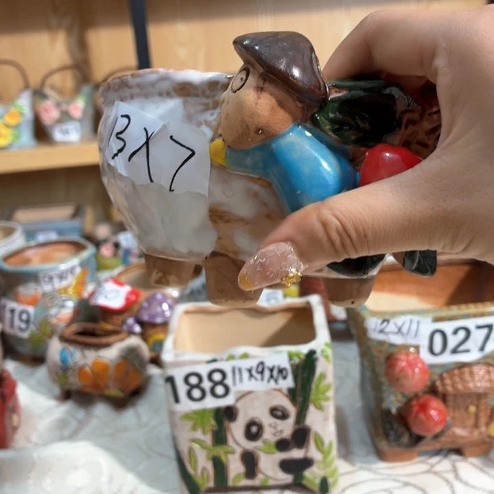 多肉花盆满15包邮
