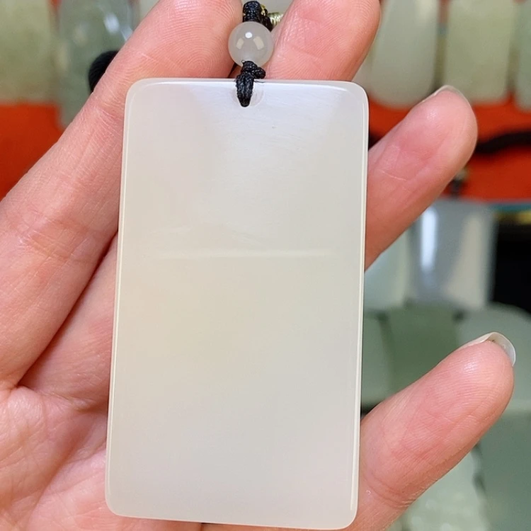 【闪购商品】颈饰未镶嵌和田玉