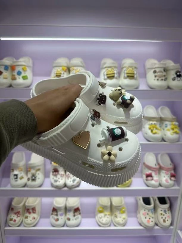 (1-199)EVA轻微瑕疵 厚底凉拖洞洞鞋踩屎感情侣凉拖鞋网红