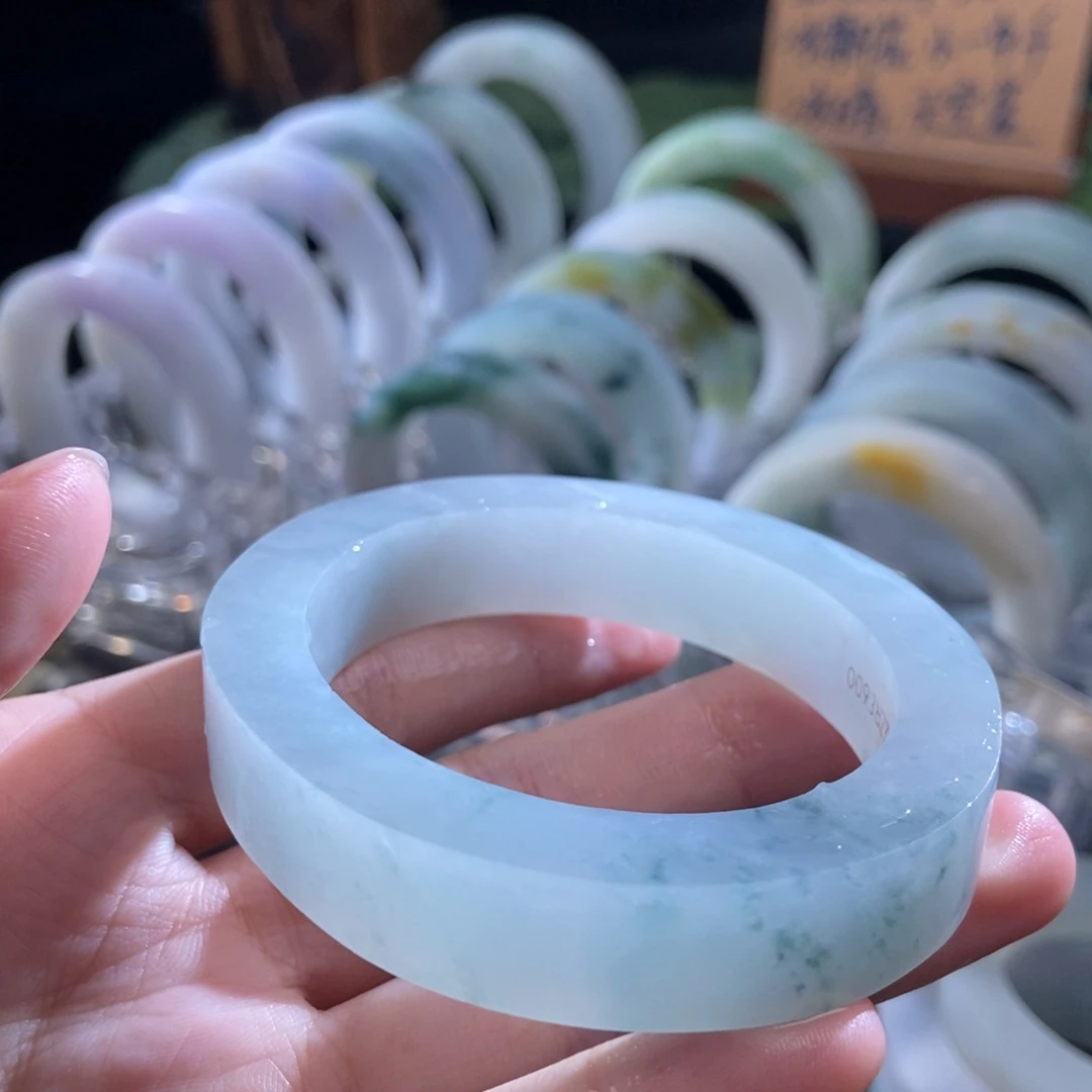 忠***己定制翡翠翡翠手镯未镶嵌