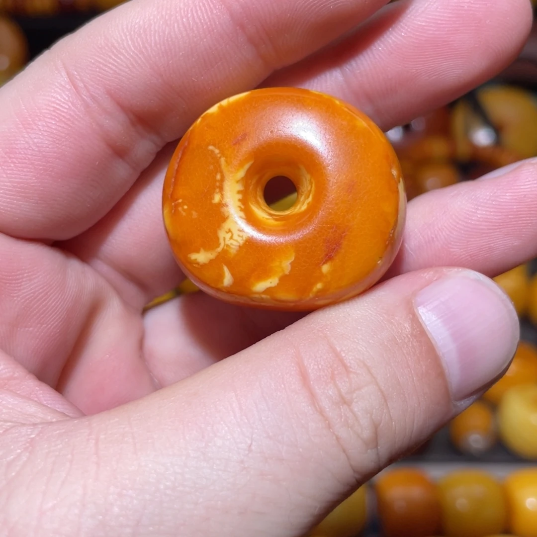 琥珀未镶嵌裸石饼子