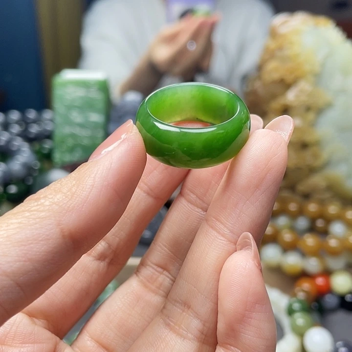 和田玉（碧玉）戒指未镶嵌