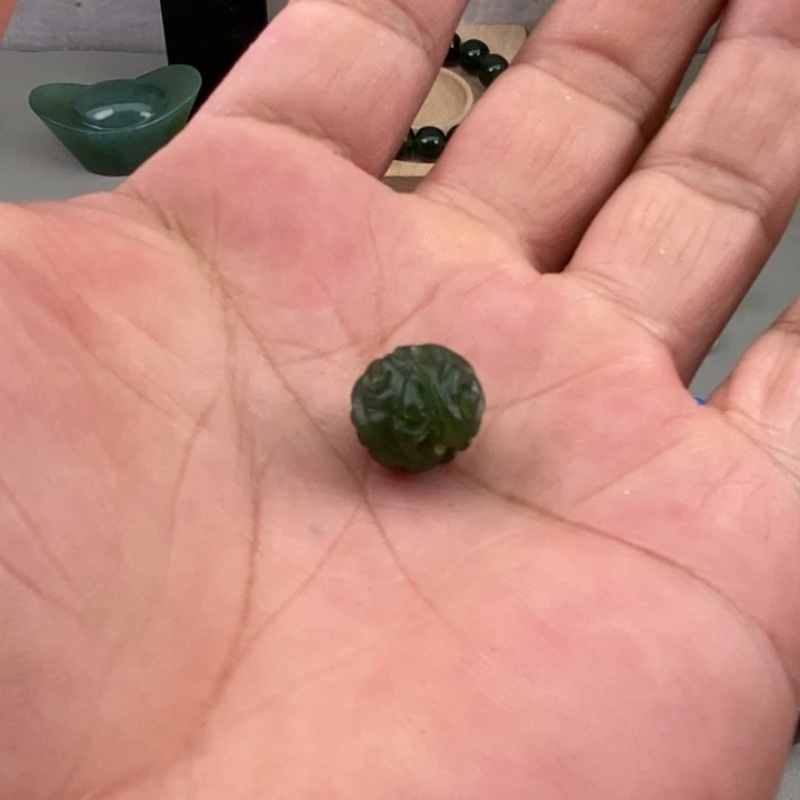赐***曹蛇纹石玉未镶嵌文玩配饰百搭款式瑕疵
