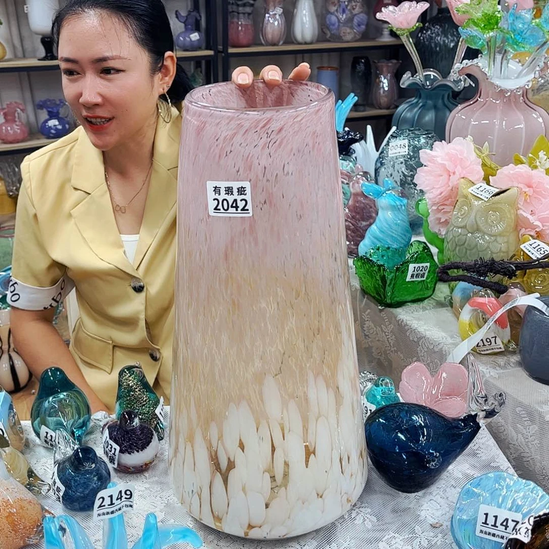 2042 家悦美居琉璃花瓶瑕