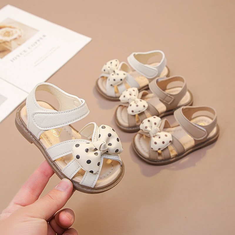 2025夏季新款韩版卡通蕾丝结公主学步鞋女童软底防滑包头凉鞋