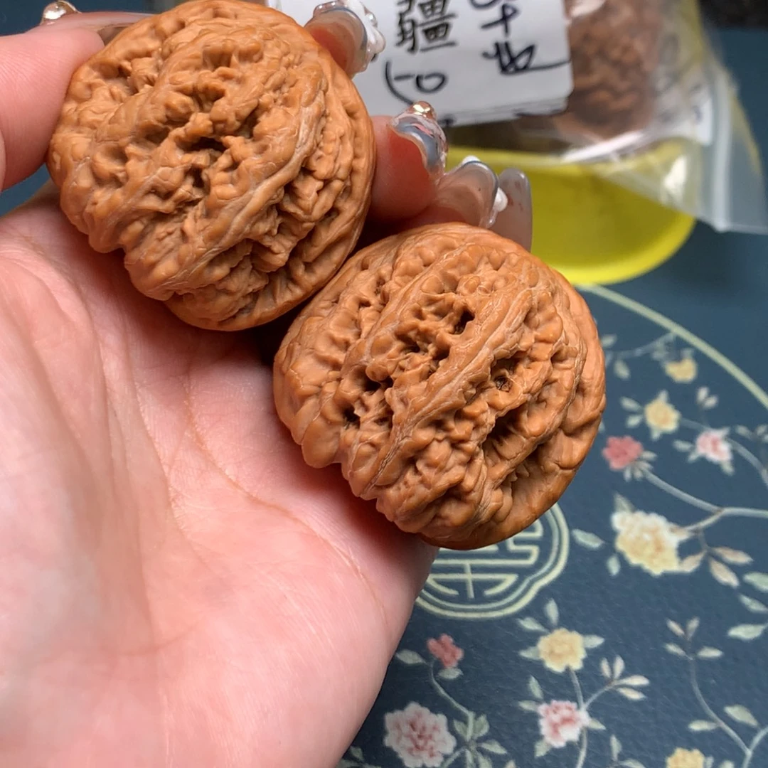 文玩核桃把件39-18507-8