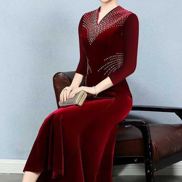 02春夏装烫钻大码裙洋气优雅减龄气质女装