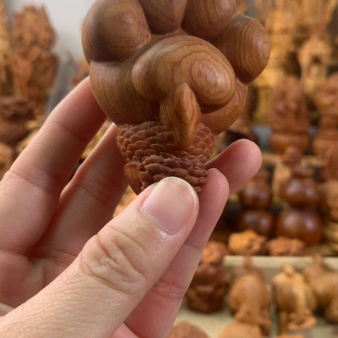 巫***娃柏木（崖柏）一物一拍熊掌