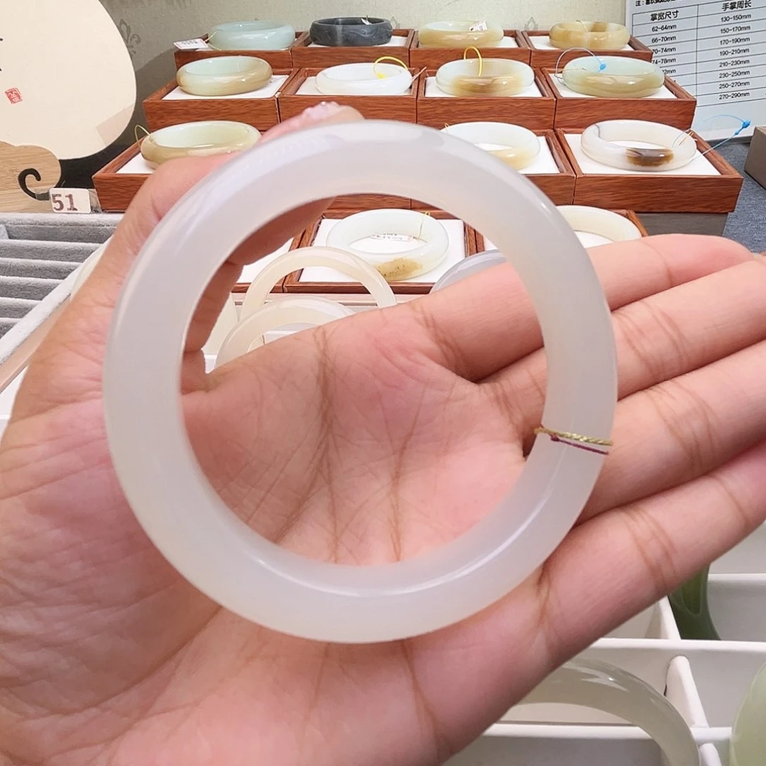 未镶嵌手镯和田玉56.3