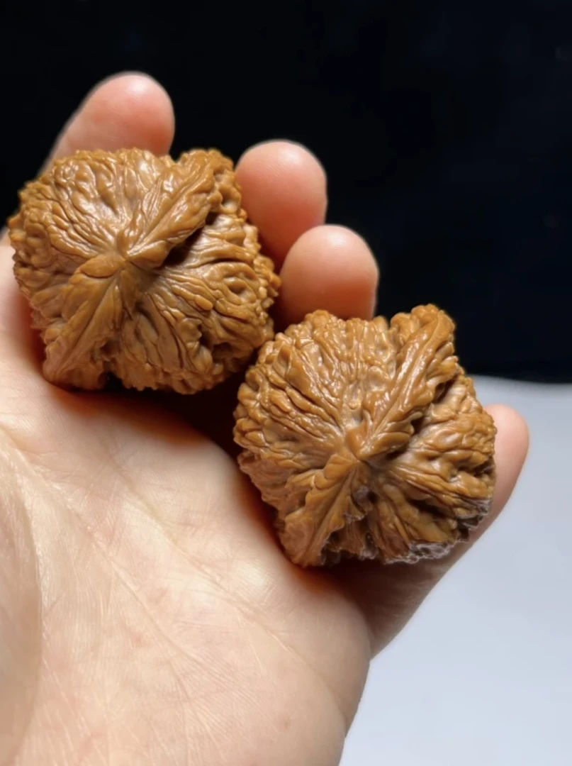 文玩核桃狮子头南疆石四座楼元宝粗筋大精品包浆上色快配对好