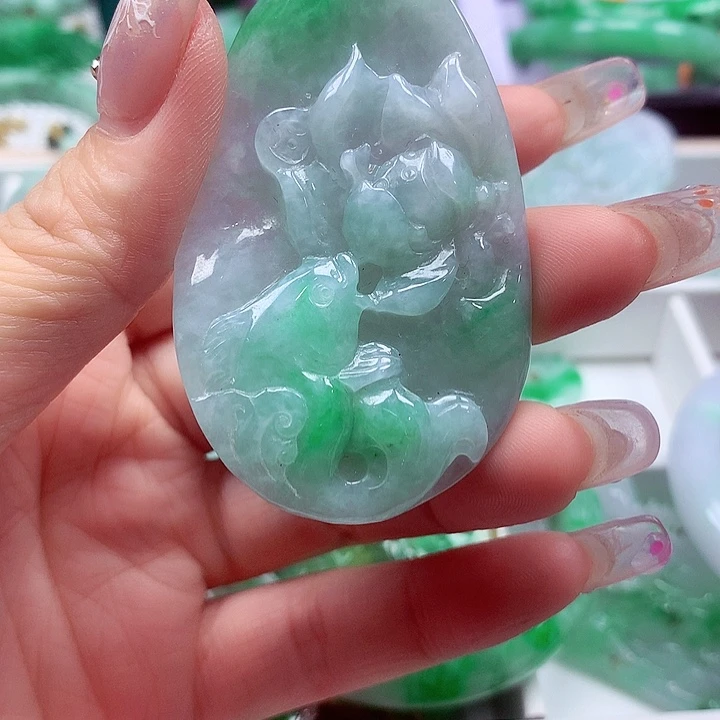 颈饰未镶嵌翡翠翡翠