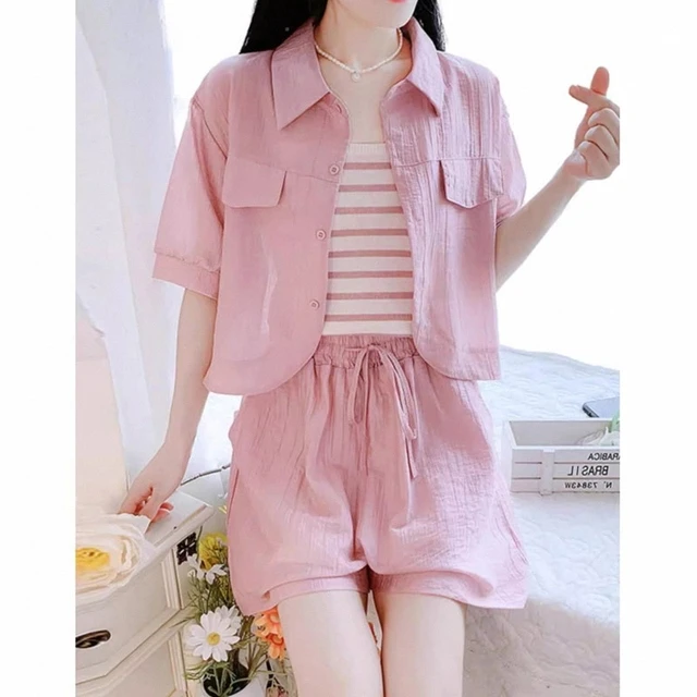 小个子显高时尚套装女夏季休闲洋气设计感防晒衣小吊带短裤三件套