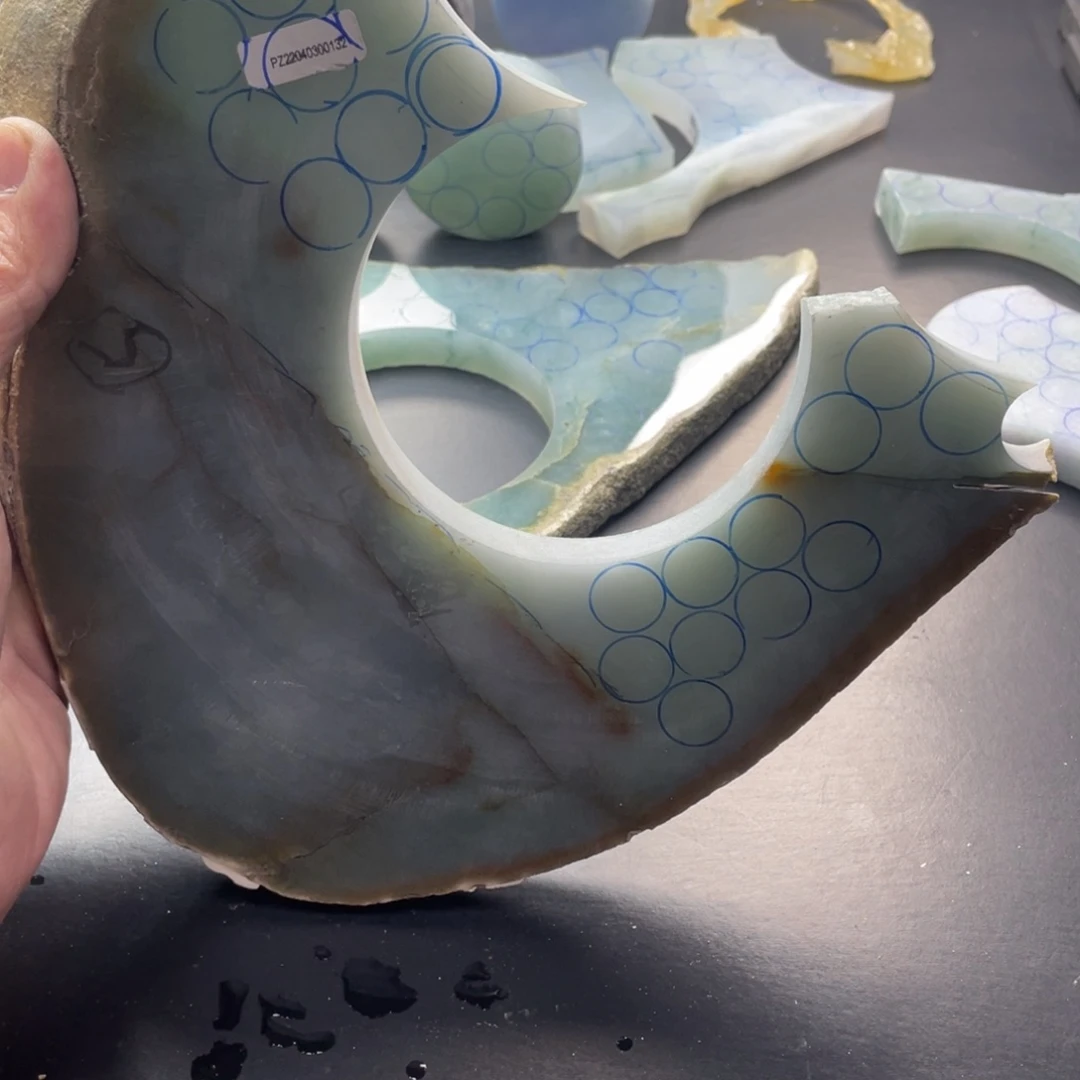 定制翡翠未镶嵌梦**痕