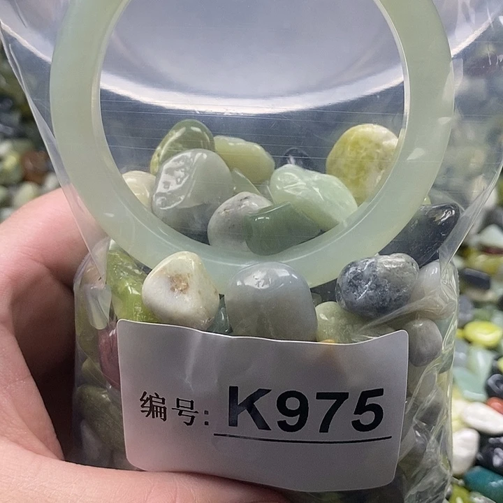 岫玉鱼缸石未镶嵌