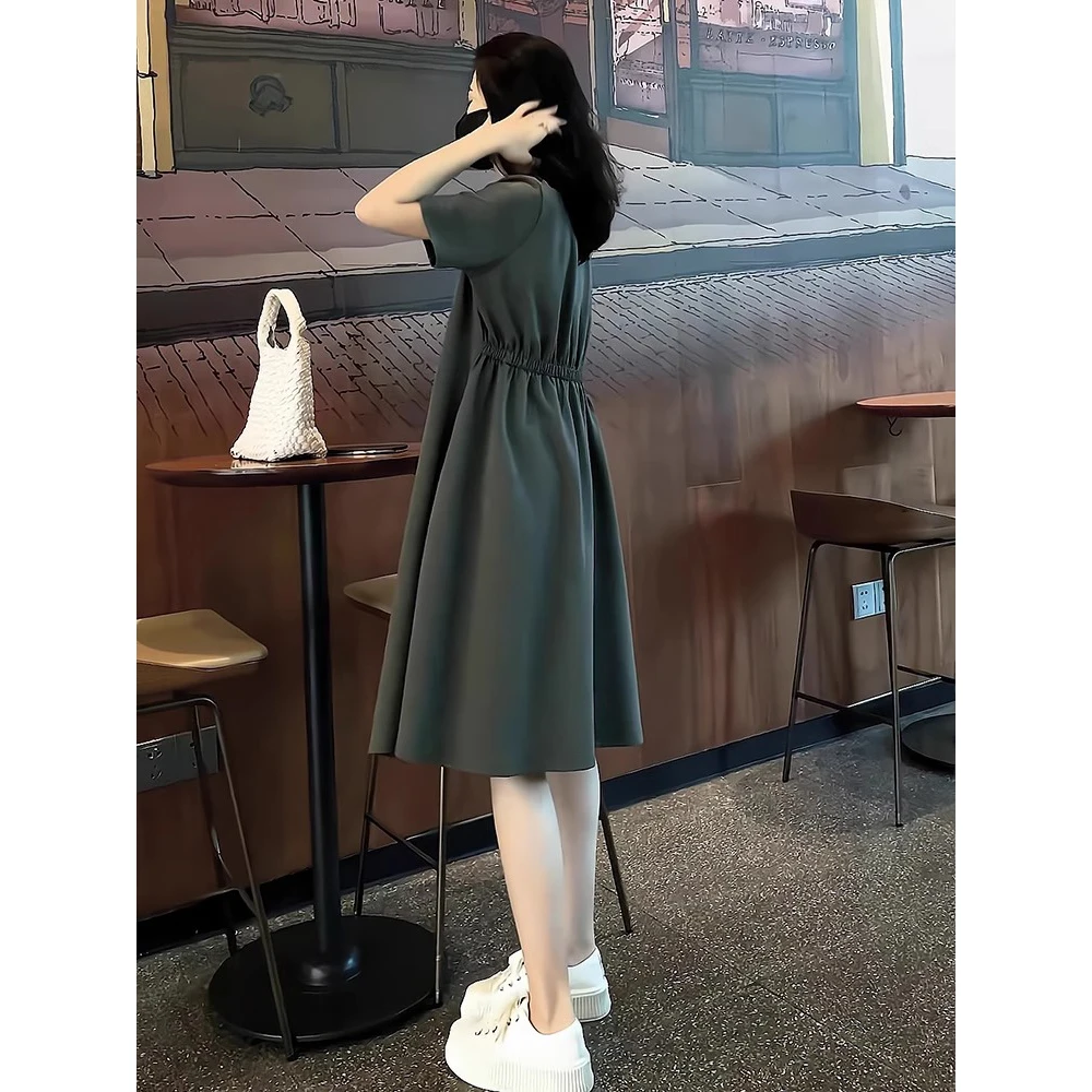 欧货2025新款夏季大码女装胖mm小个子休闲宽松显瘦墨绿t恤连衣裙