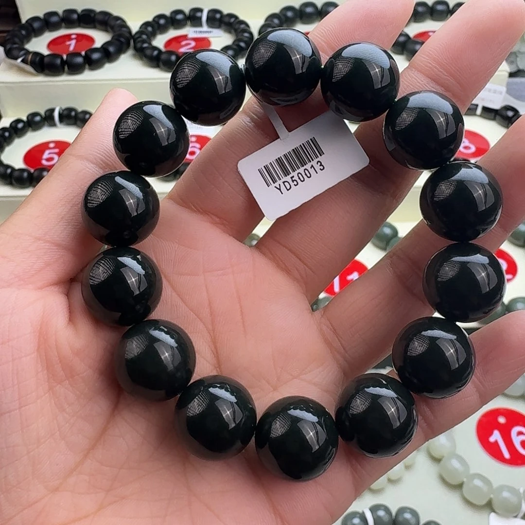 和田玉未镶嵌手串