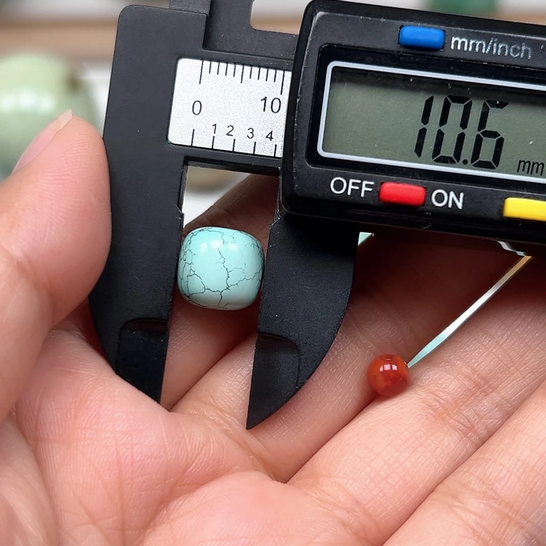 南红玛瑙未镶嵌珠宝奇石