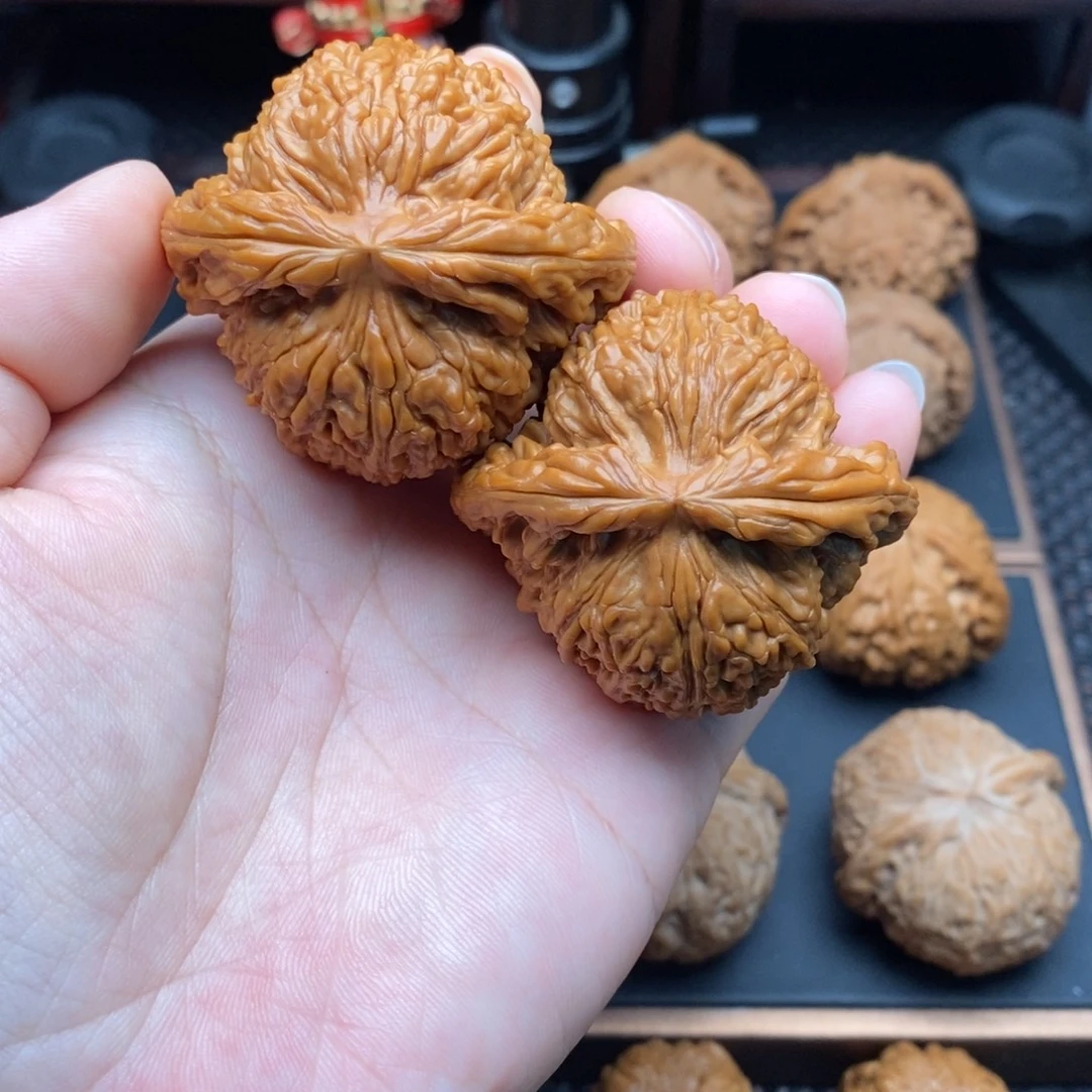 知***恩把件文玩核桃南疆石