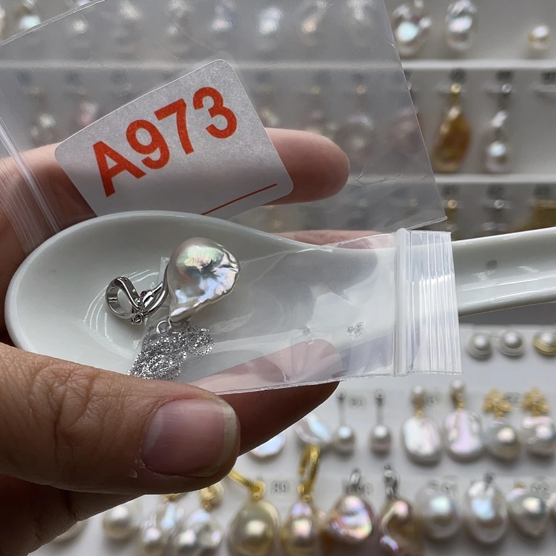 淡水珍珠颈饰未镶嵌存****多