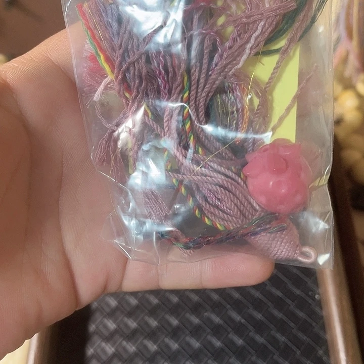 花***鼠非金属流苏草莓跑环