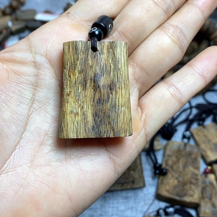 沉香手把件5.1克奇楠沉香素牌吊坠