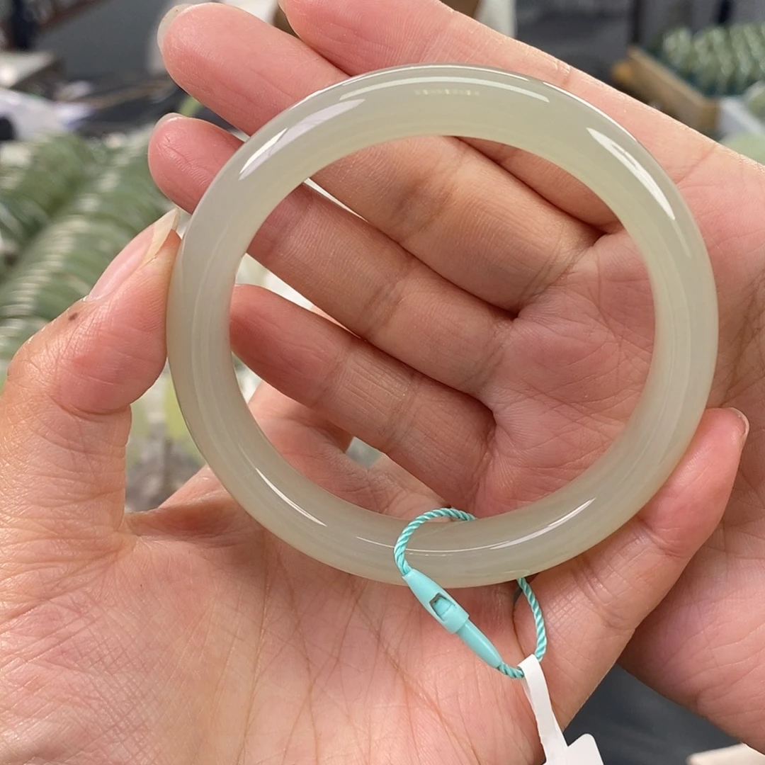 和田玉和田玉手镯59未镶嵌