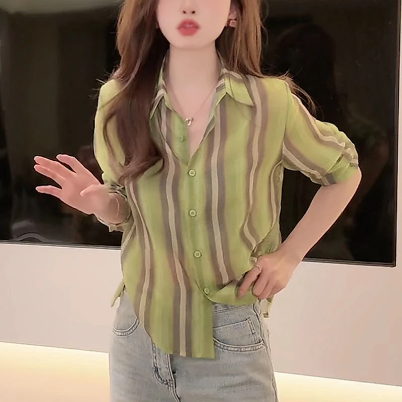 法式条纹衬衫女夏季新款高级感别致时尚减龄显瘦洋气拼色衬衣上衣